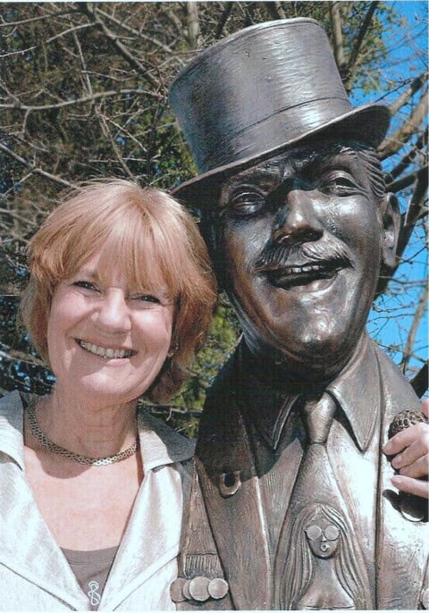 Prof. Tribinis datter Aase